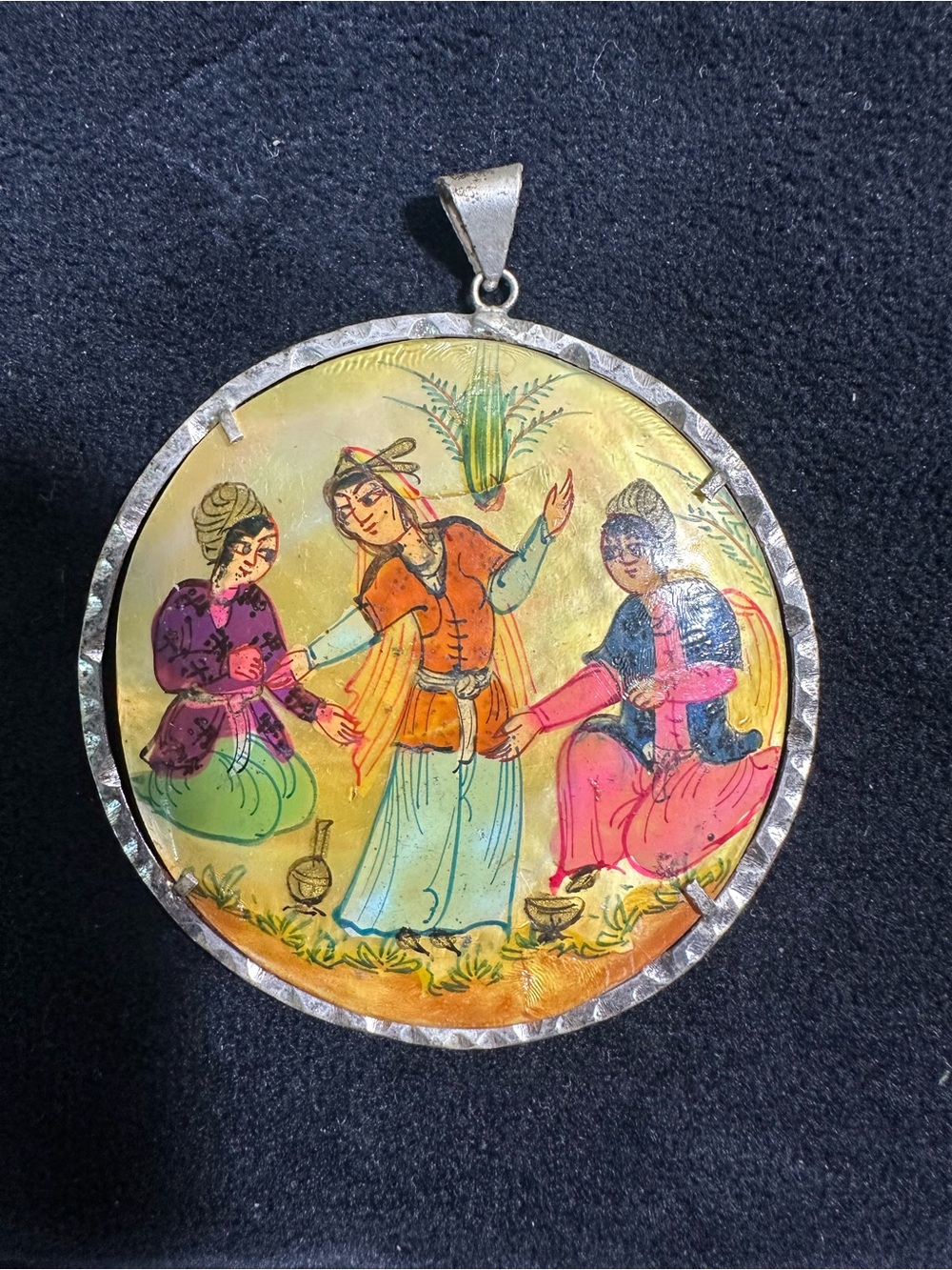 Vtg: Large Persian Hand Painted Mother of Pearl Collectors Pendant